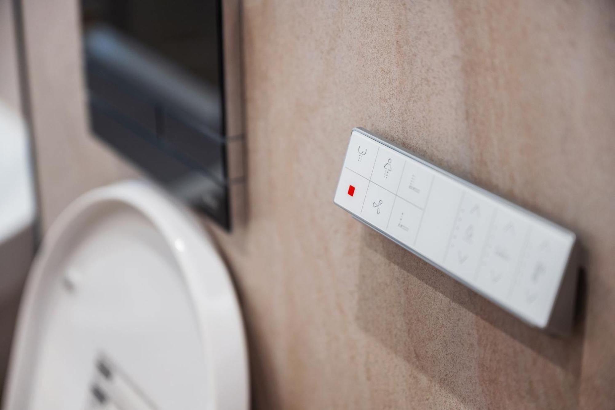 Edler Wohnraum Schlossteich-Suite 3 Sz Mit Zwei Balkonen, Kaffeevollautomat, Kamin, Klima, Lift & Zwei Parkplaetzen Chemnitz Zewnętrze zdjęcie