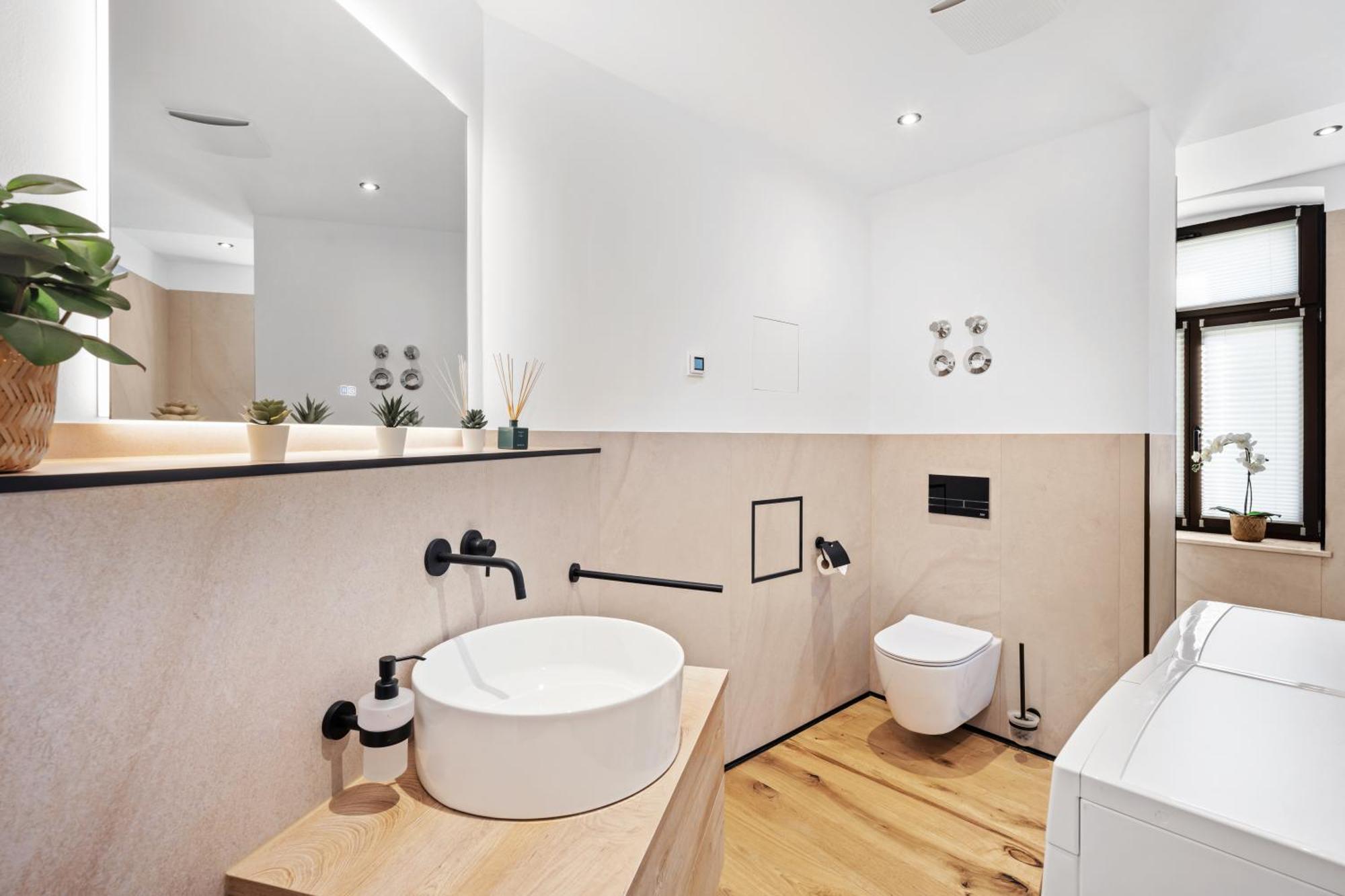 Edler Wohnraum Schlossteich-Suite 3 Sz Mit Zwei Balkonen, Kaffeevollautomat, Kamin, Klima, Lift & Zwei Parkplaetzen Chemnitz Zewnętrze zdjęcie
