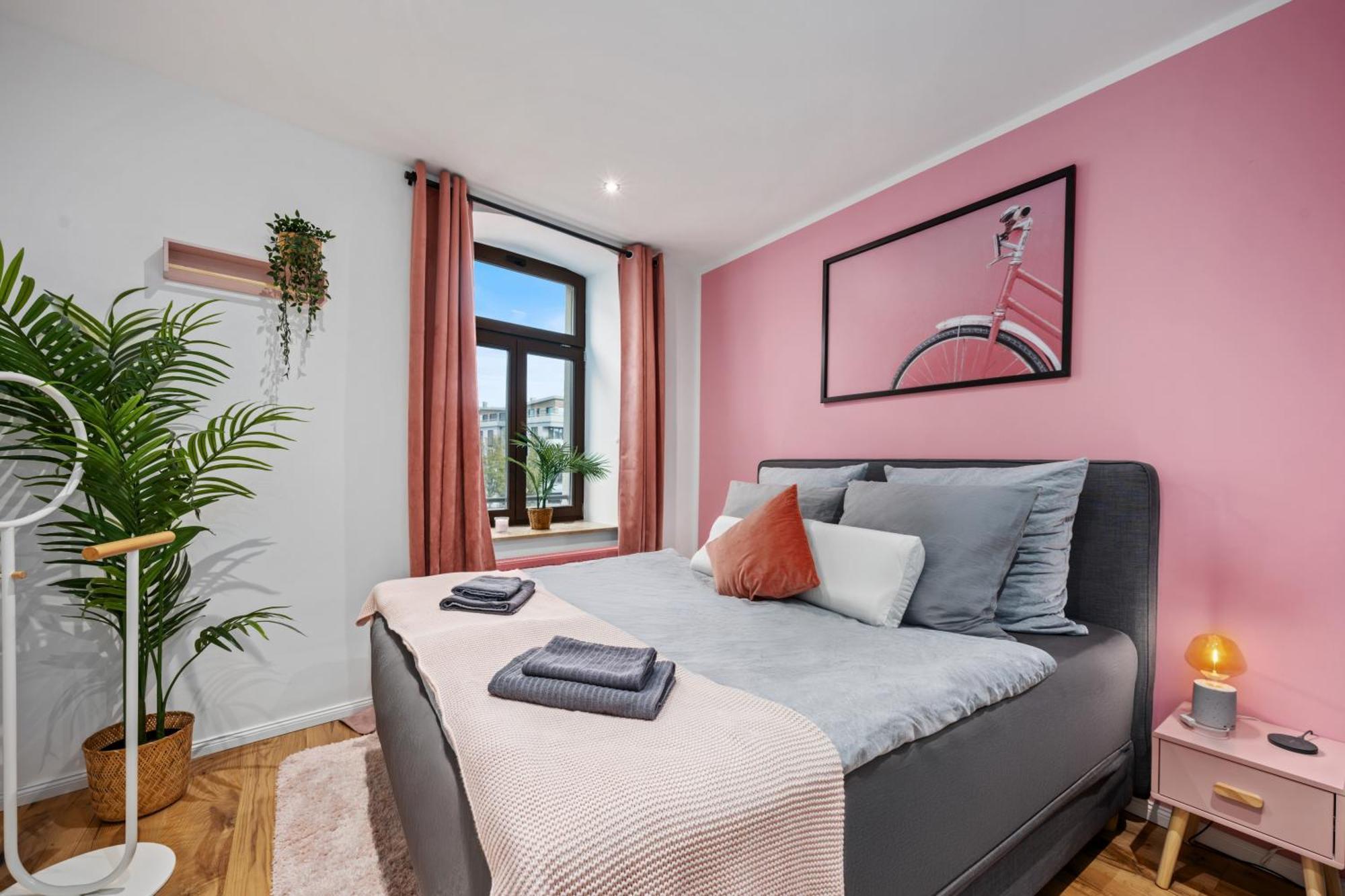 Edler Wohnraum Schlossteich-Suite 3 Sz Mit Zwei Balkonen, Kaffeevollautomat, Kamin, Klima, Lift & Zwei Parkplaetzen Chemnitz Zewnętrze zdjęcie