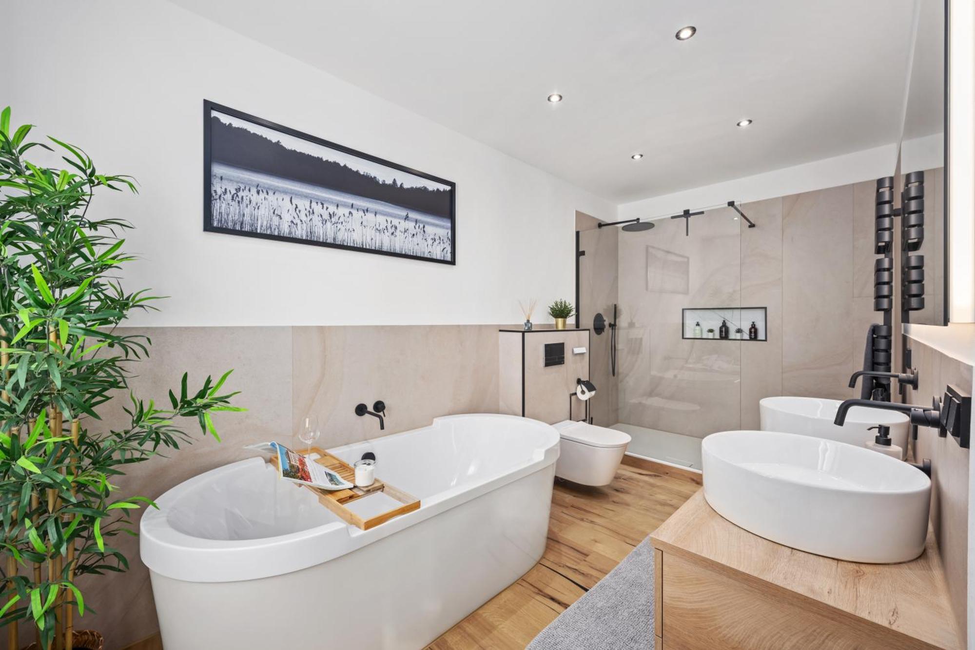 Edler Wohnraum Schlossteich-Suite 3 Sz Mit Zwei Balkonen, Kaffeevollautomat, Kamin, Klima, Lift & Zwei Parkplaetzen Chemnitz Zewnętrze zdjęcie